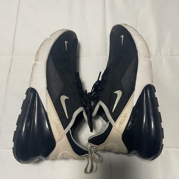 Nike women’s shoes - Picture 2 of 4